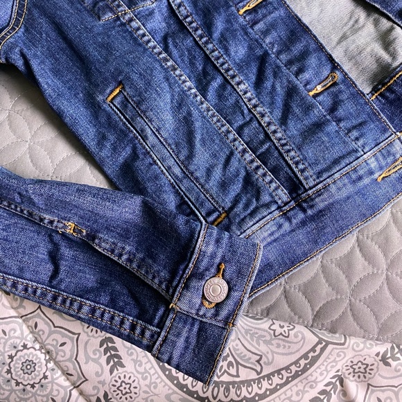 NWOT Levi’s Denim Jacket Size S - Picture 3 of 5